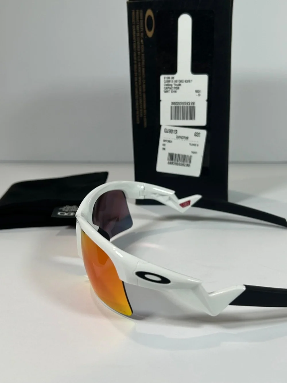 Oakley Youth Fit Sunglasses OJ9013-0362 Capacitor White Prizm Field Kids Size